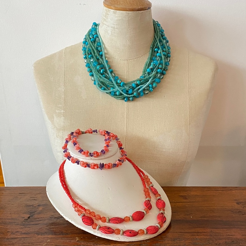 COSTUME set of 3 Necklaces.